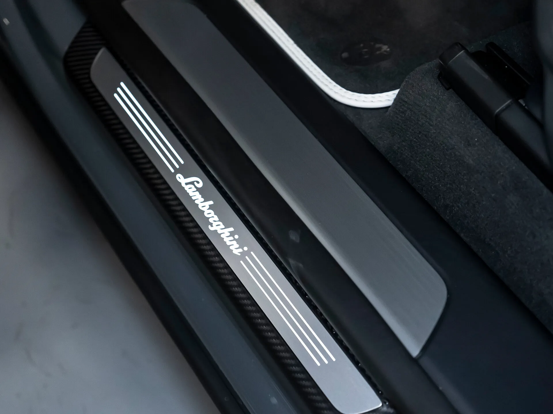 Lamborghini Urus Se, I Рестайлинг 2025
