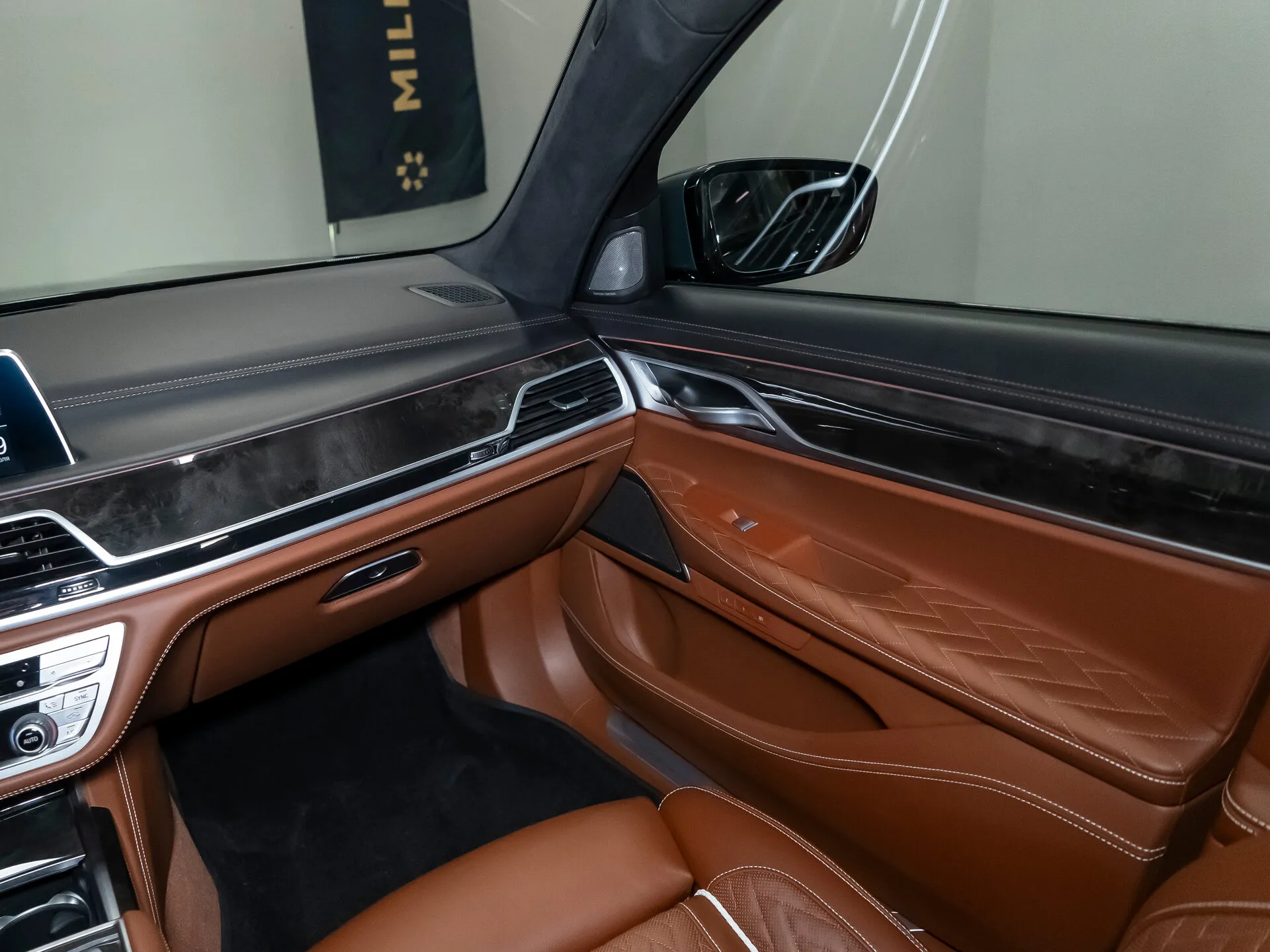 BMW 7 Серии, Vi (G11/G12) Рестайлинг 2019 фото 9