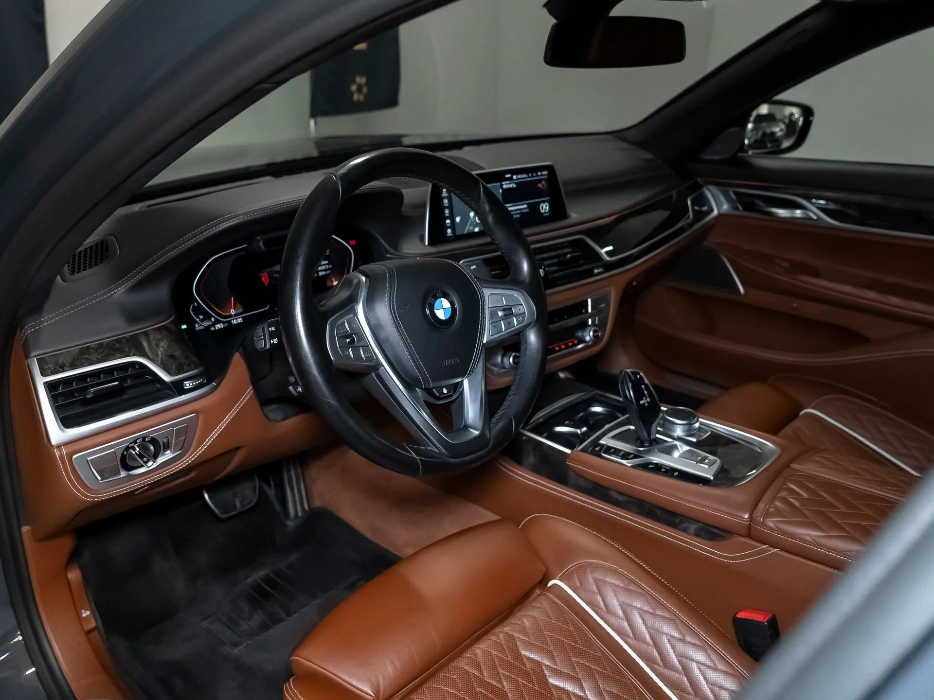 BMW 7 Серии, Vi (G11/G12) Рестайлинг 2019 фото 10