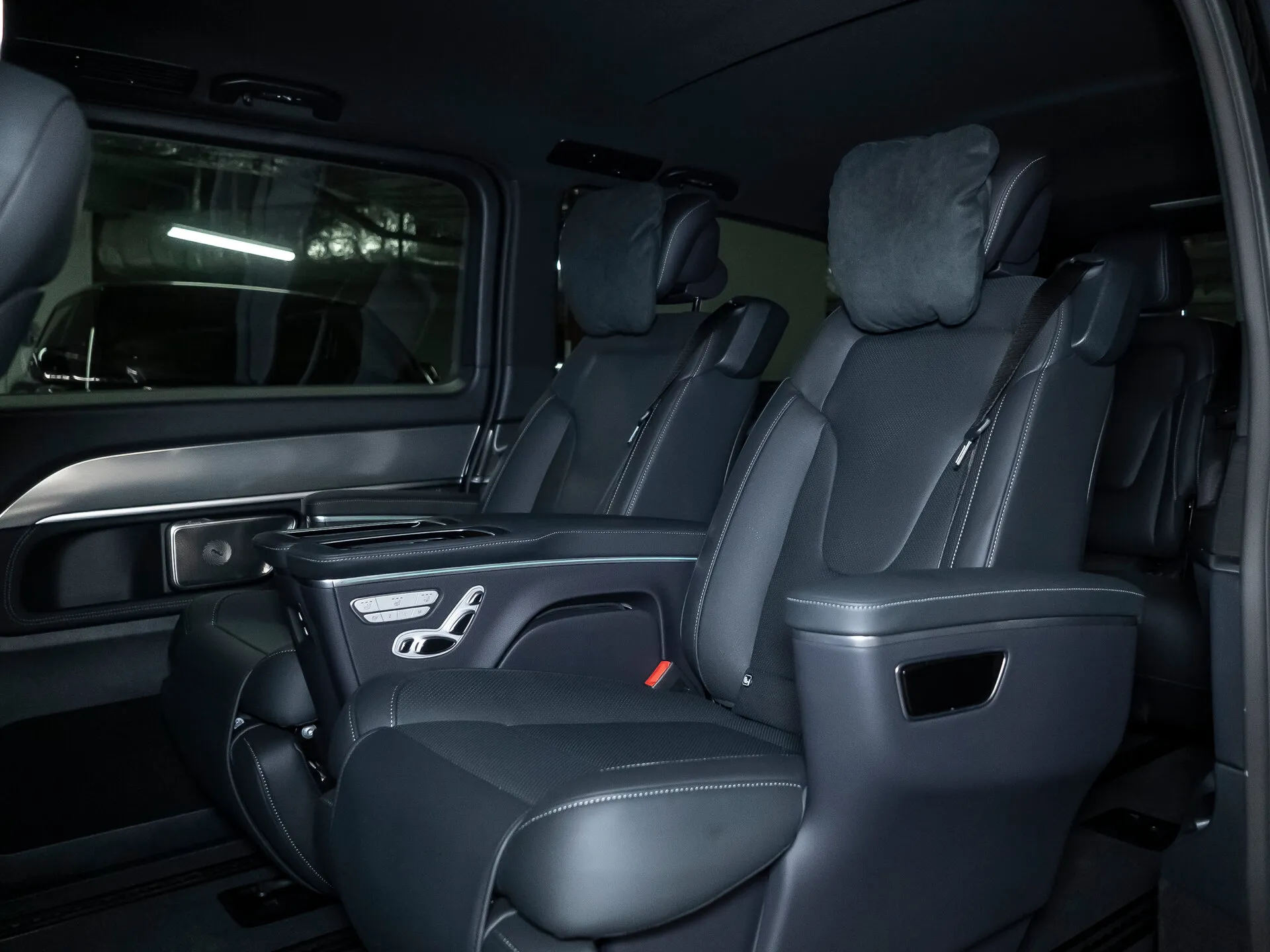 Mercedes-Benz V-Класс, Iii (W447) Рестайлинг 2 2024 фото 2