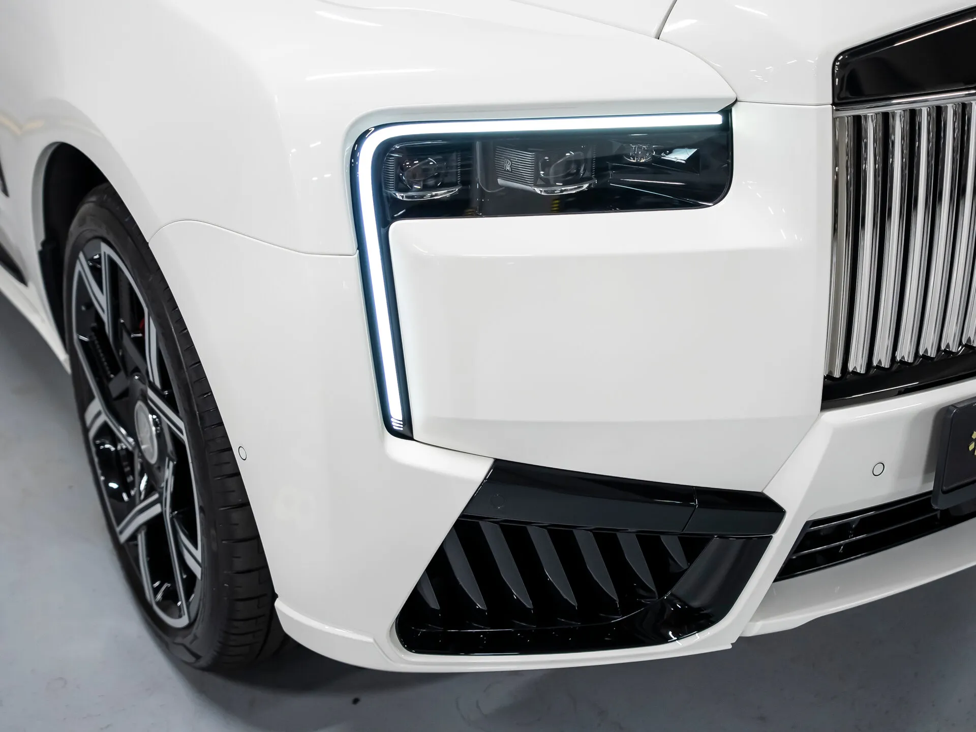 Rolls-Royce Cullinan, I Рестайлинг 2025 фото 4