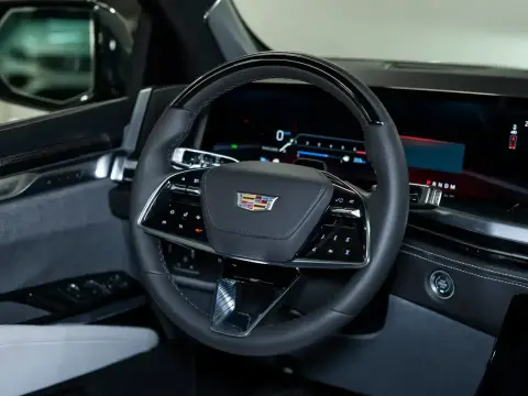 Cadillac Escalade-V, I Рестайлинг 2024 — миниатюра 7