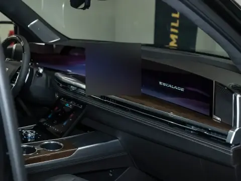 Cadillac Escalade Esv, V Рестайлинг 2025 — миниатюра 1
