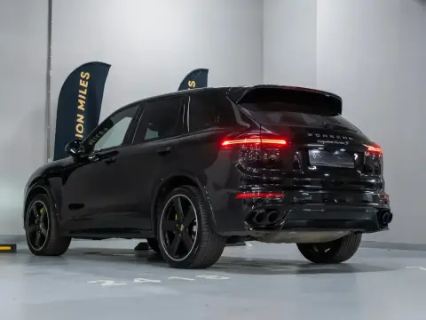 Porsche Cayenne Turbo S, Ii Рестайлинг (958) 2017 — миниатюра 3
