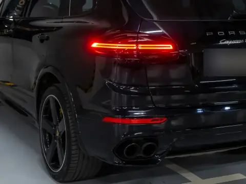 Porsche Cayenne Turbo S, Ii Рестайлинг (958) 2017 — миниатюра 6