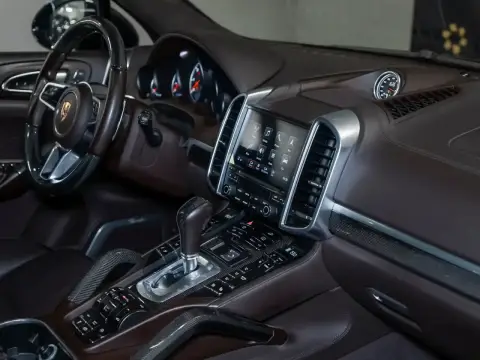 Porsche Cayenne Turbo S, Ii Рестайлинг (958) 2017 — миниатюра 7