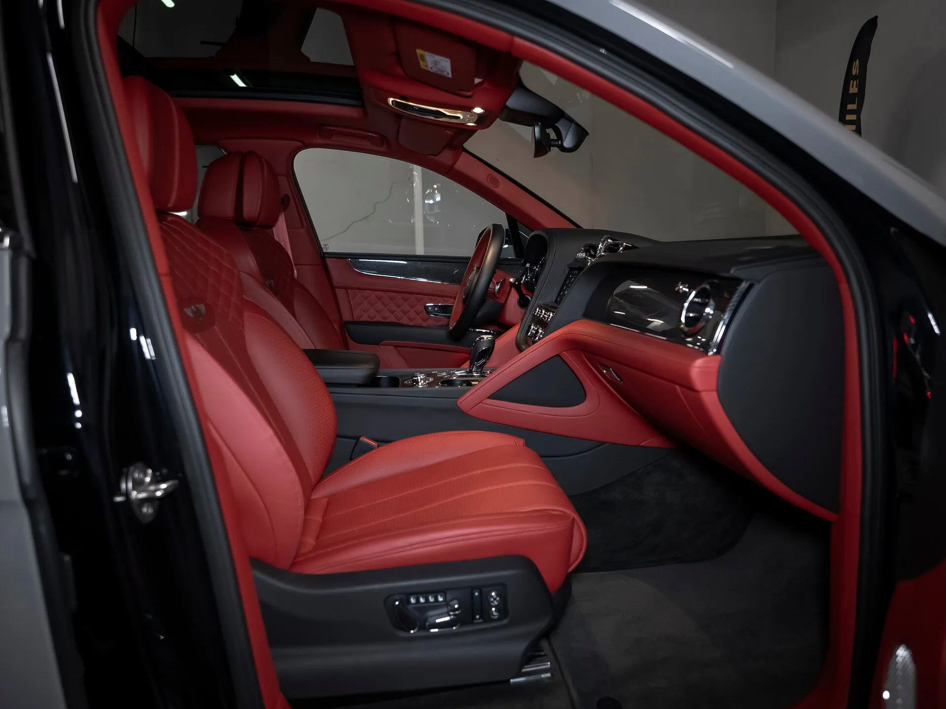 Bentley Bentayga, I Рестайлинг 2020 фото 6