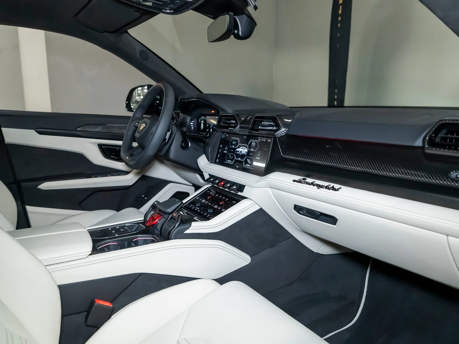 Lamborghini Urus Se, I Рестайлинг 2025 фото 6