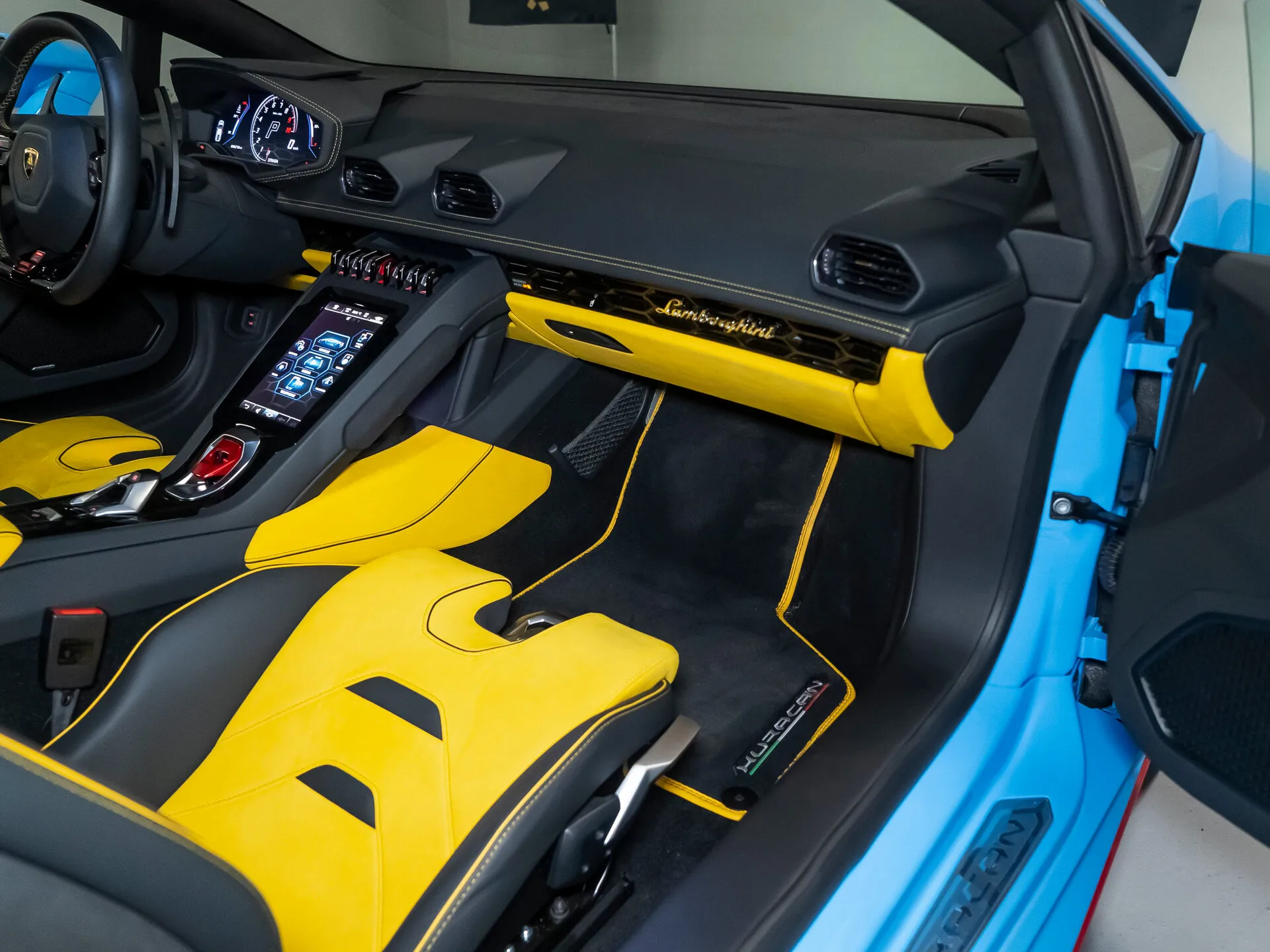 Lamborghini Huracán, I Рестайлинг 2022 фото 2