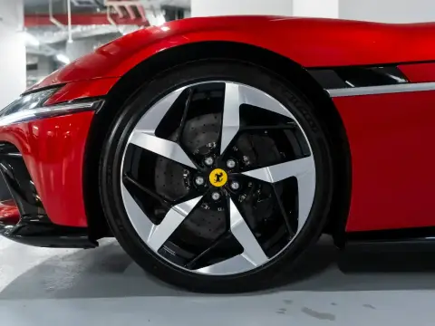 Ferrari 12Cilindri, I 2025 — миниатюра 2