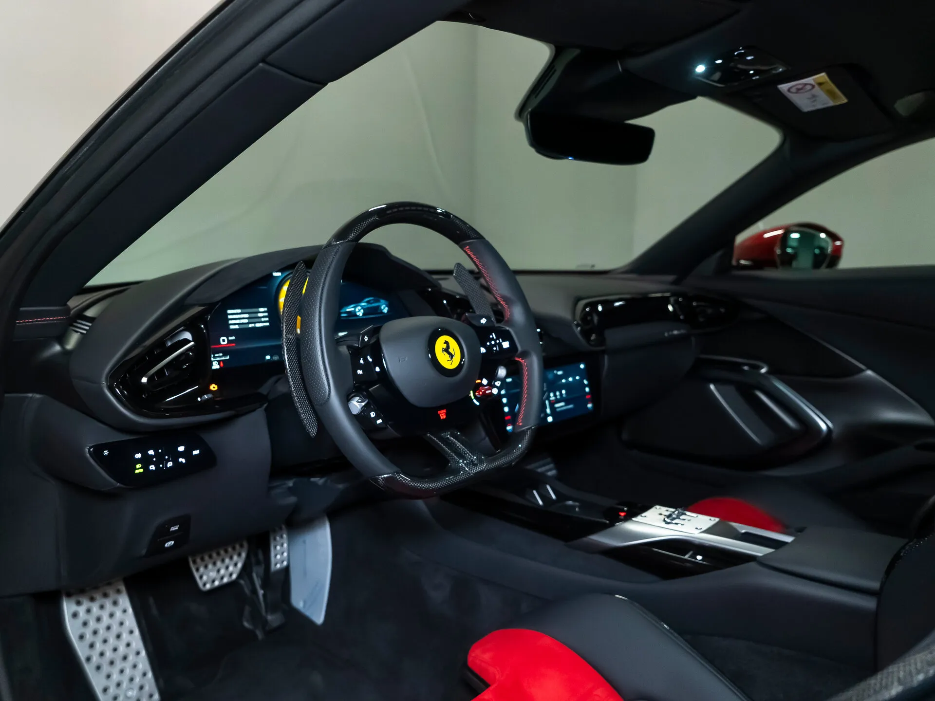 Ferrari 12Cilindri, I 2025 фото 10