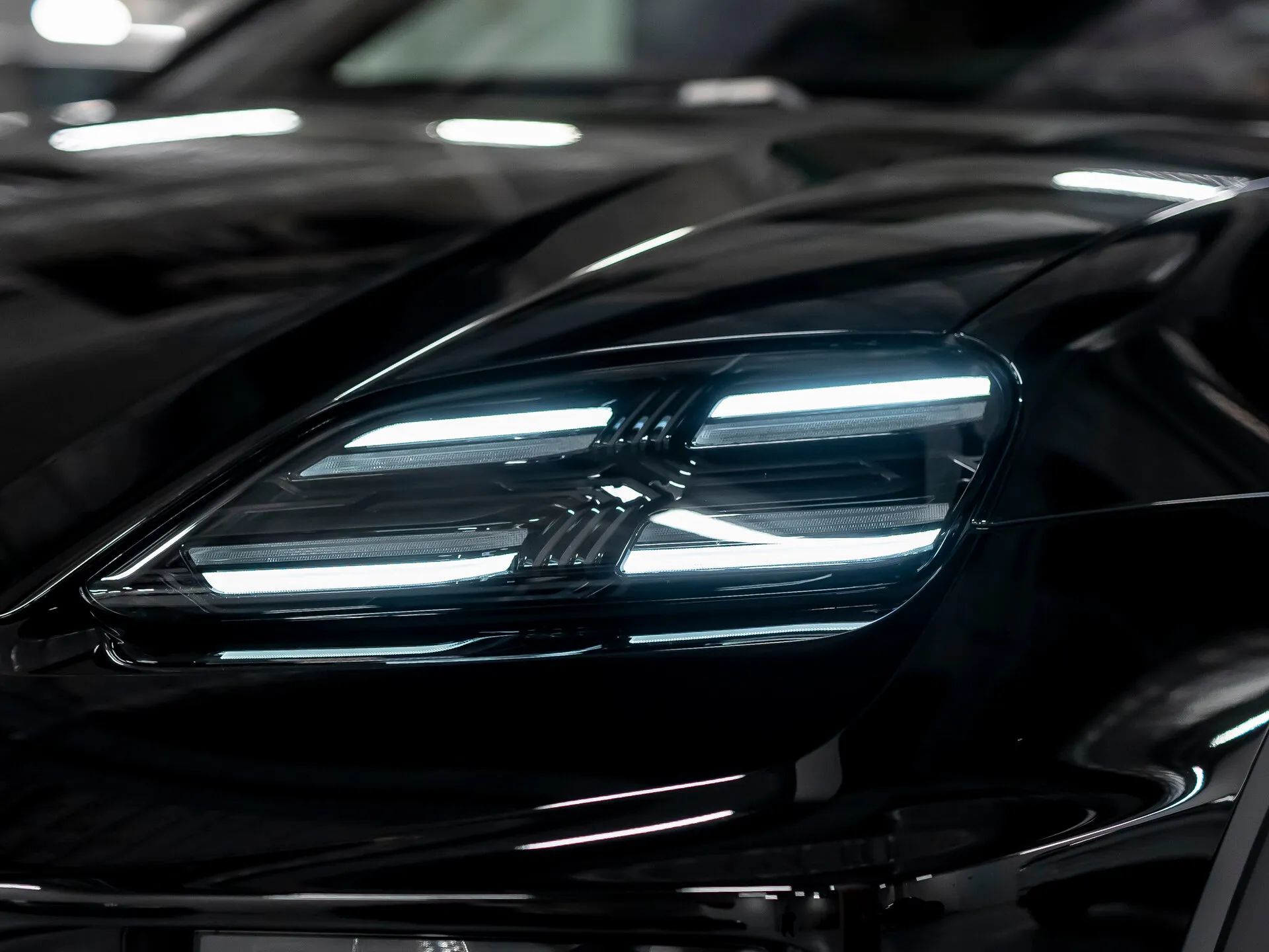 Porsche Macan Turbo, Ii 2025
