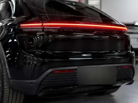 Porsche Macan Turbo, Ii 2025 — миниатюра 4