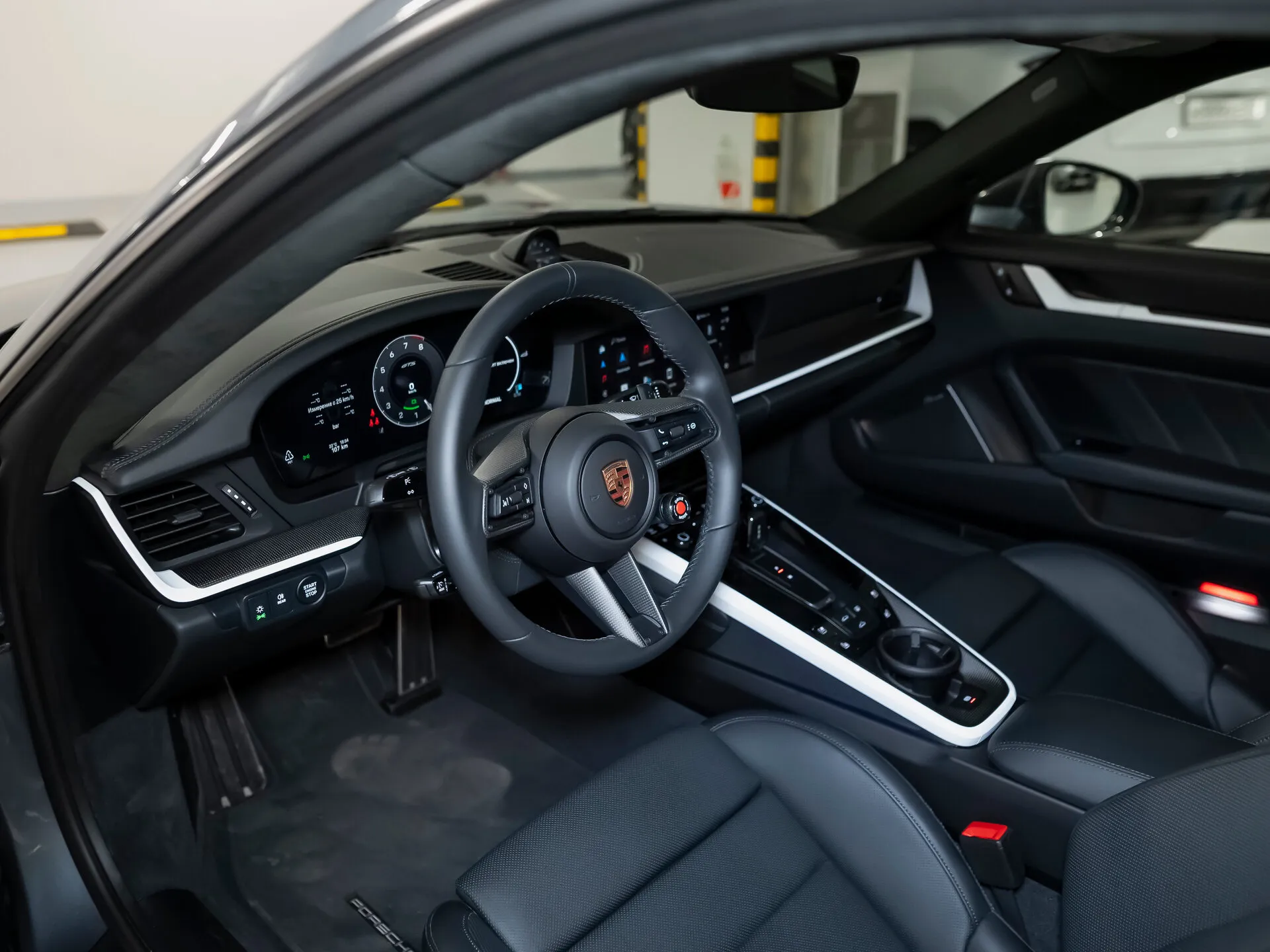 Porsche 911 Carrera 4 Gts, Viii (992) Рестайлинг 2025 фото 8