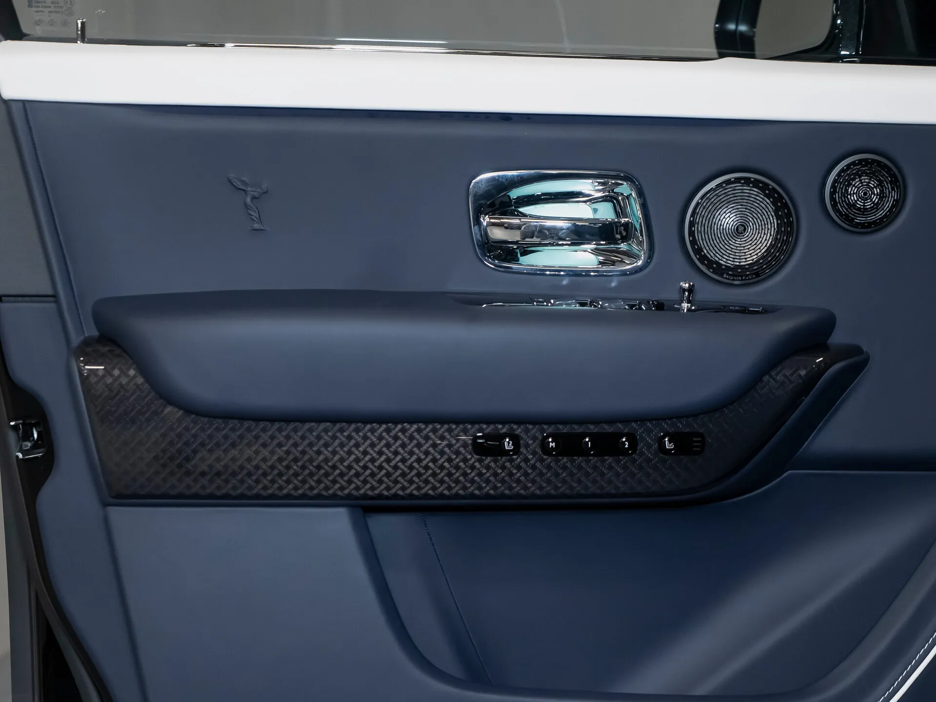 Rolls-Royce Cullinan Black Badge, I Рестайлинг 2025 фото 6