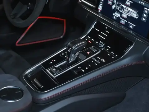 Porsche Panamera Gts Sport Turismo, Ii Рестайлинг 2020 — миниатюра 7