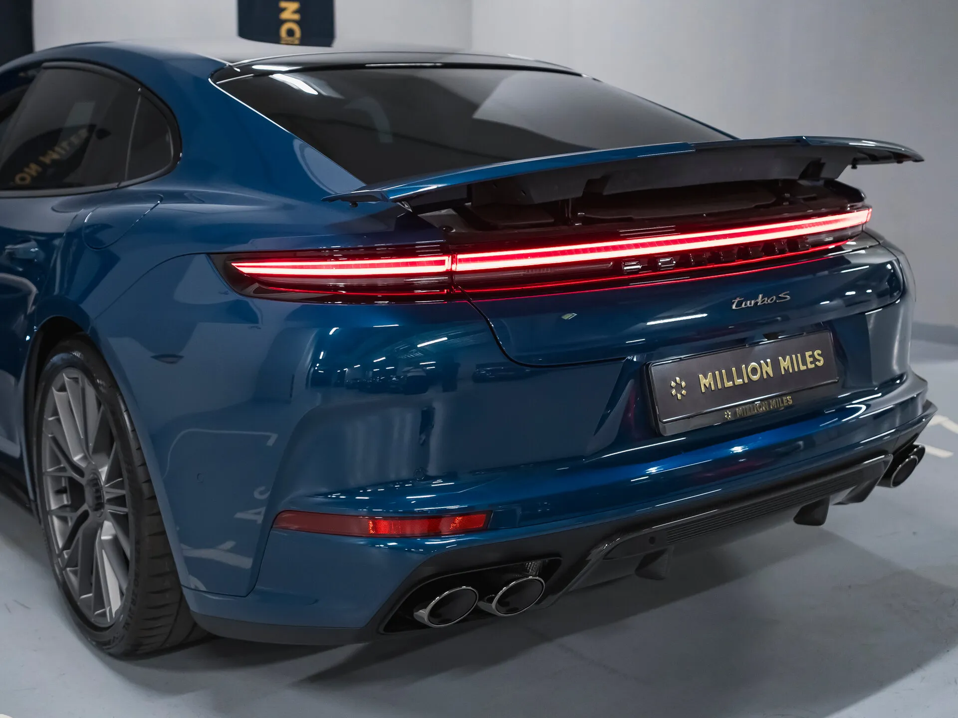 Porsche Panamera Turbo S E-Hybrid, Iii 2025 фото 2