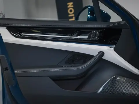 Porsche Panamera Turbo S E-Hybrid, Iii 2025 — миниатюра 6