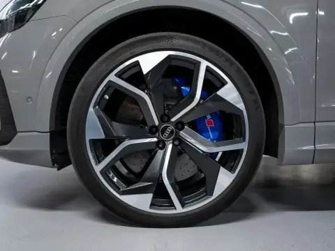 Audi RS Q8, I 2022 — миниатюра 2