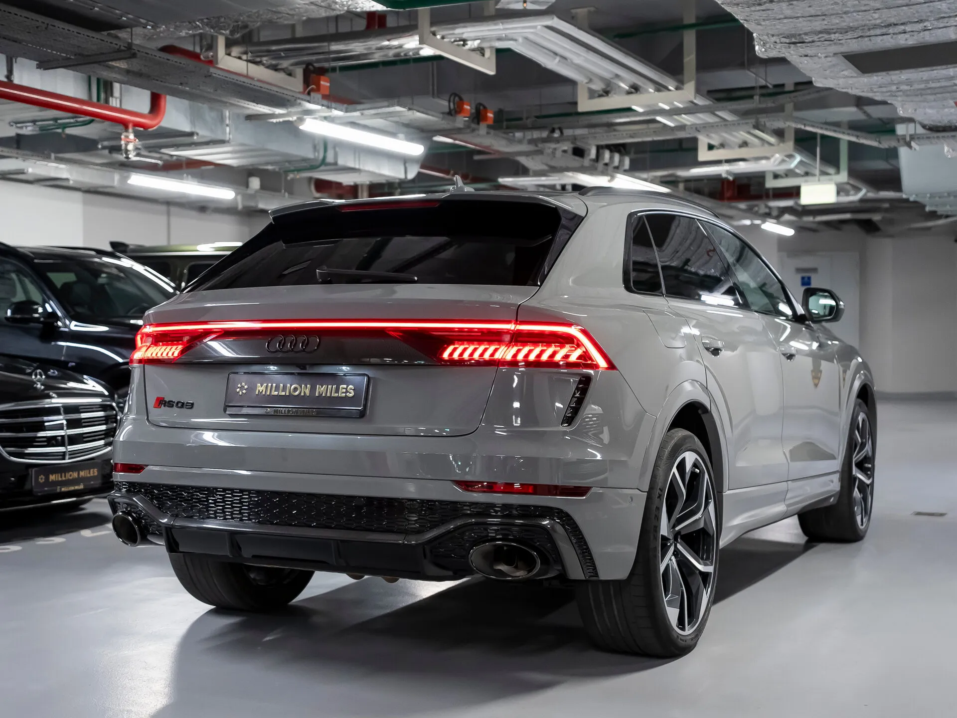 Audi RS Q8, I 2022 фото 7
