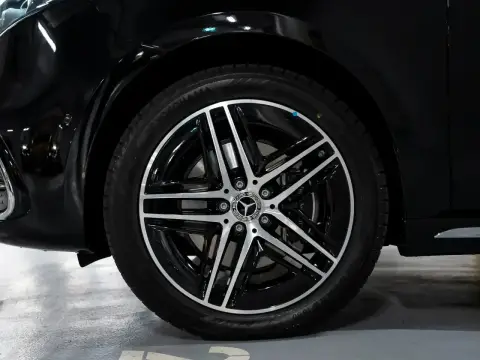 Mercedes-Benz V-Класс, Iii (W447) Рестайлинг 2 2024 — миниатюра 7