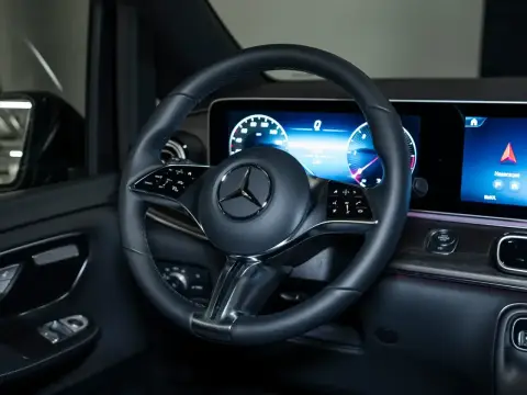 Mercedes-Benz V-Класс, Iii (W447) Рестайлинг 2 2024 — миниатюра 8