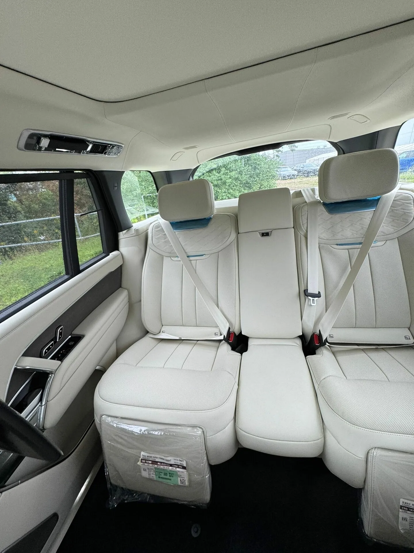 Land Rover Range Rover Long, V 2025 фото 7