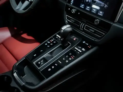 Porsche Macan, I Рестайлинг 2 2024
