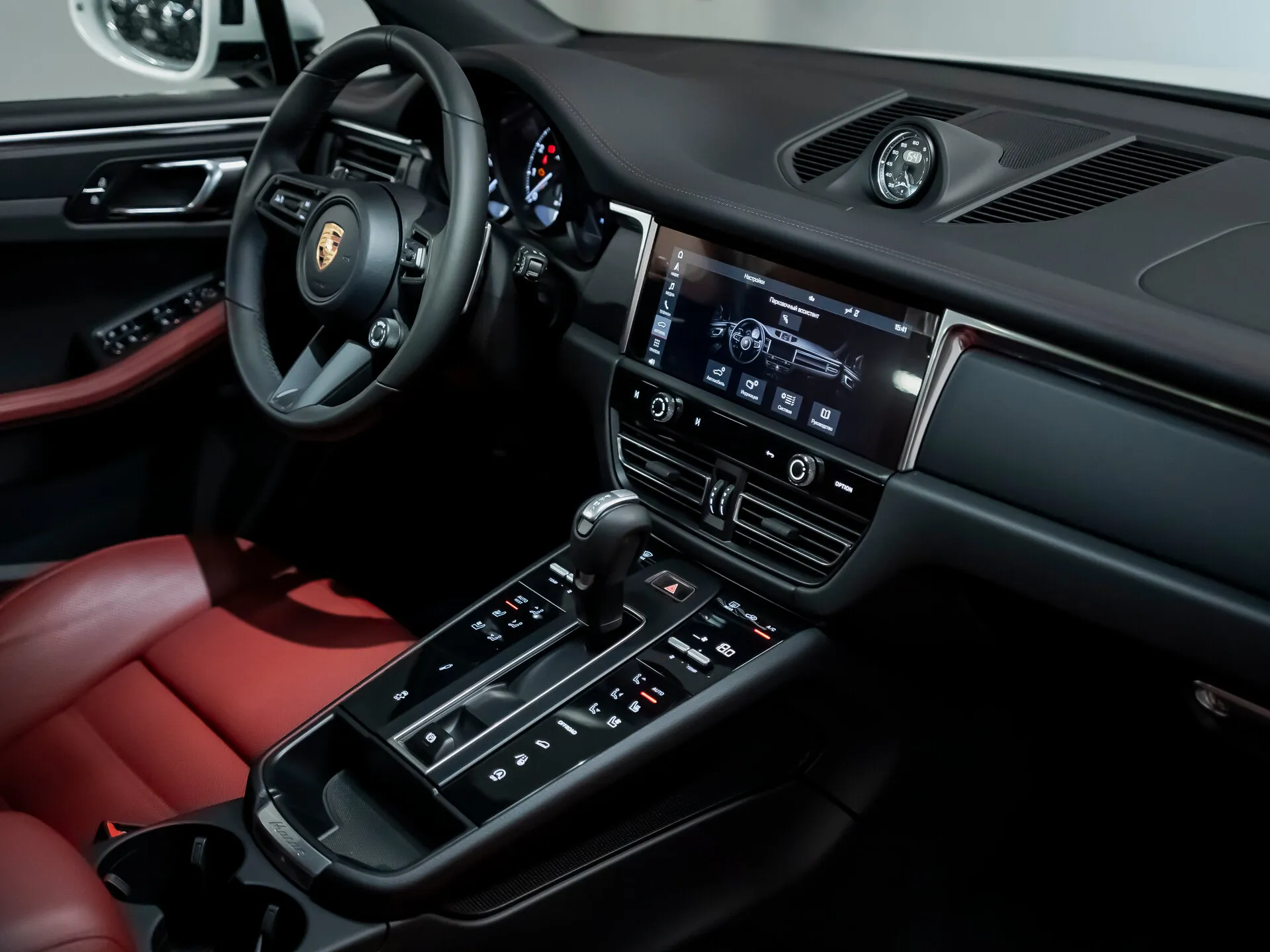 Porsche Macan, I Рестайлинг 2 2024 фото 4