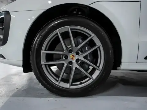 Porsche Macan, I Рестайлинг 2 2024 — миниатюра 7