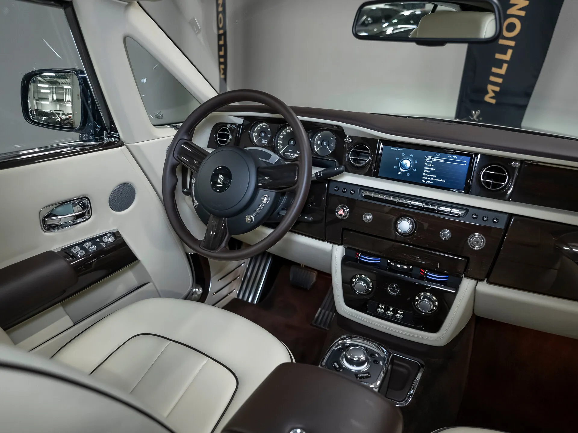 Rolls-Royce Phantom, Vii Рестайлинг (Series Ii) 2013 фото 10