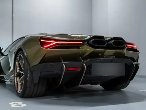 Lamborghini Revuelto, I 2025 — миниатюра 2