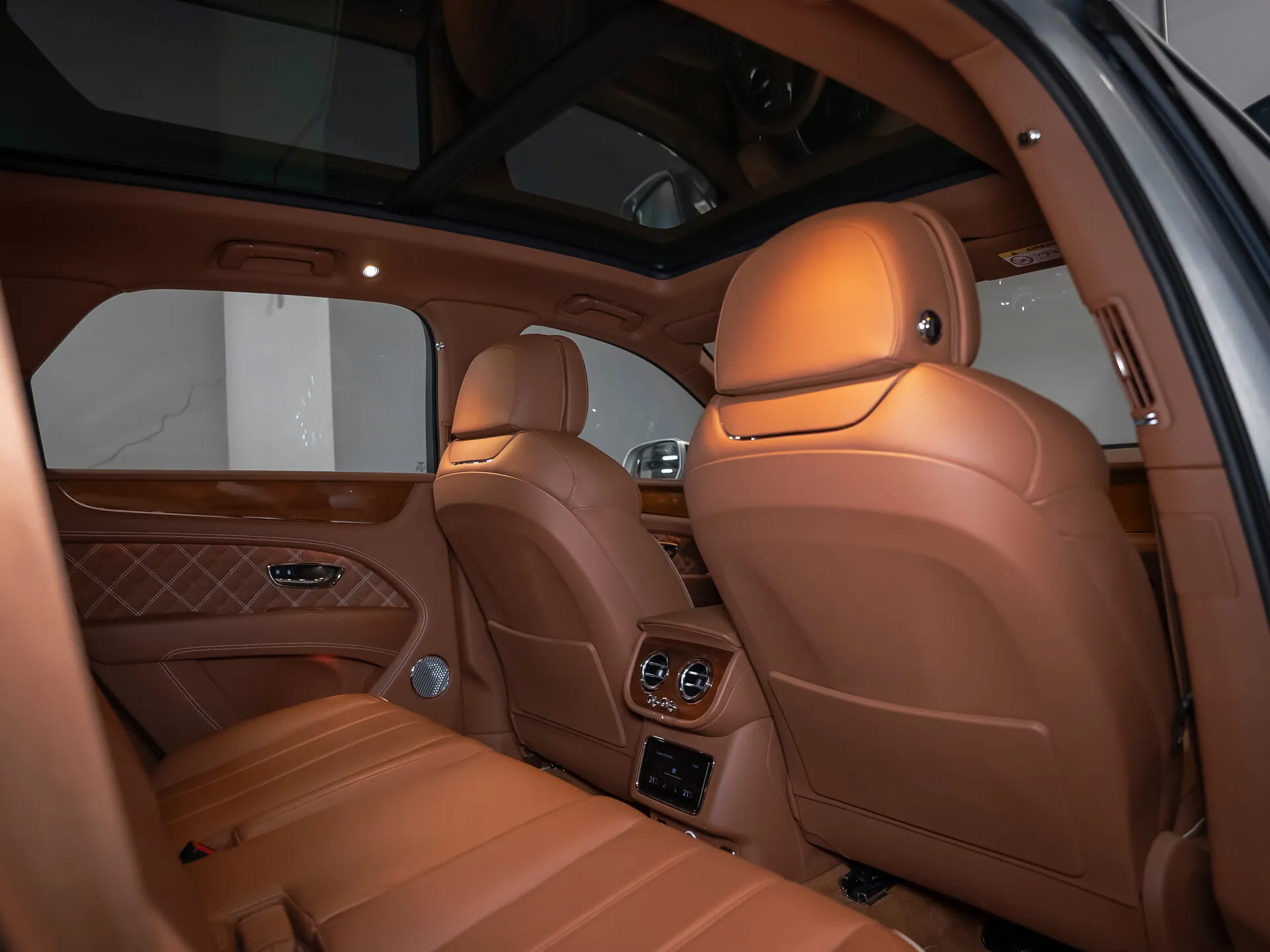 Bentley Bentayga, I Рестайлинг 2022 фото 2