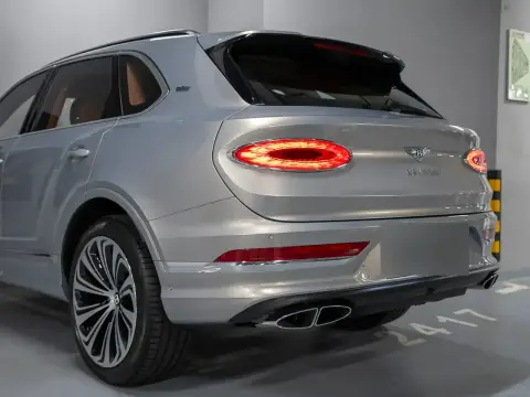 Bentley Bentayga, I Рестайлинг 2022 — миниатюра 7