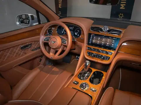 Bentley Bentayga, I Рестайлинг 2022 — миниатюра 8