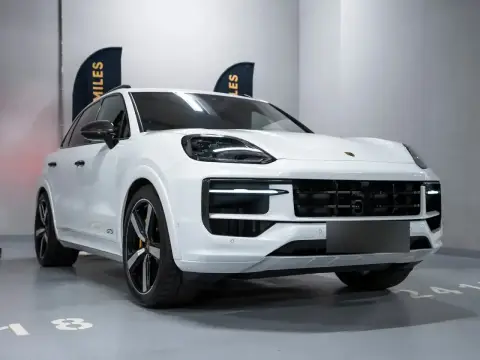 Porsche Cayenne Gts, Iii Рестайлинг 2025 — миниатюра 8