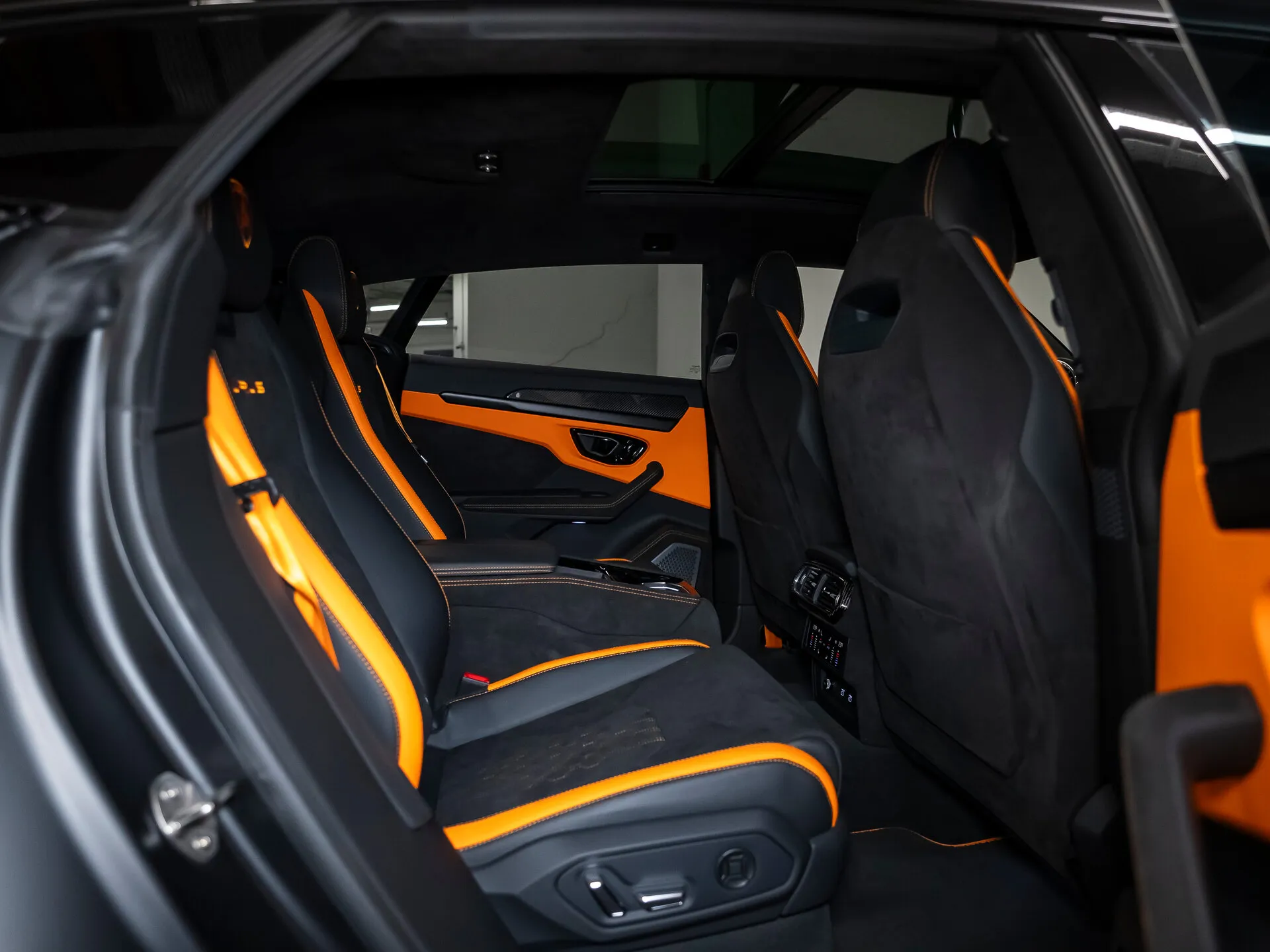 Lamborghini Urus, I Рестайлинг 2024 фото 7
