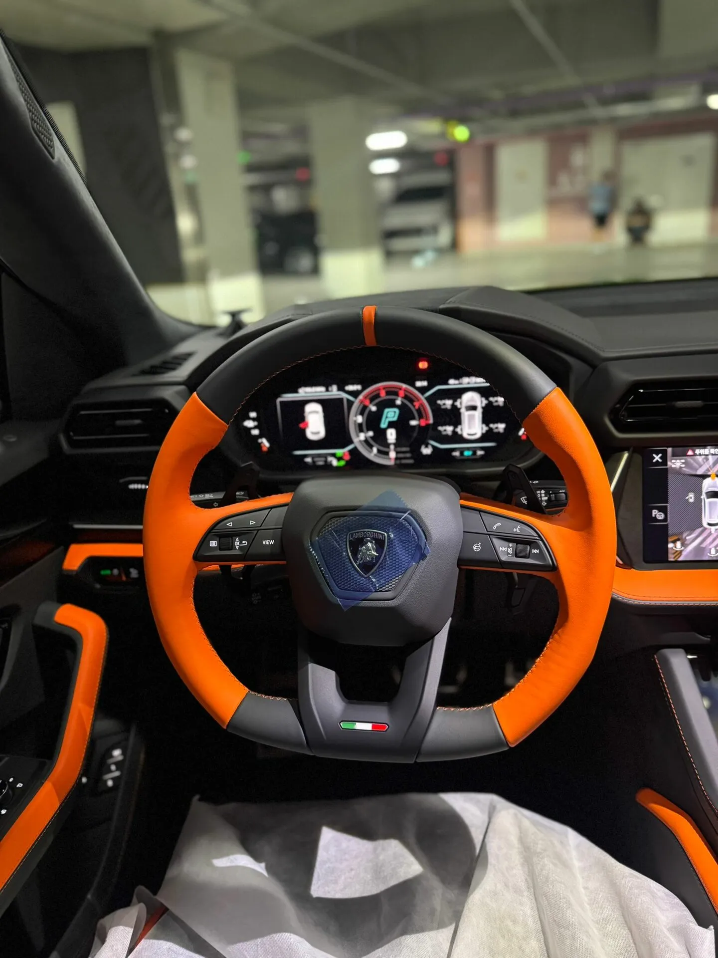 Lamborghini Urus Se, I Рестайлинг 2025 фото 7