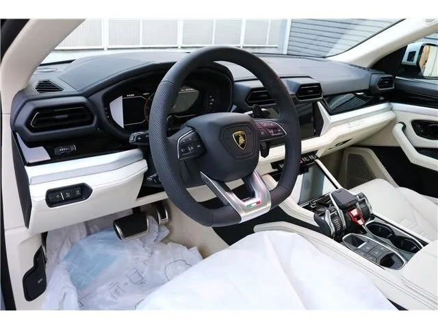 Lamborghini Urus Se, I Рестайлинг 2025 фото 2