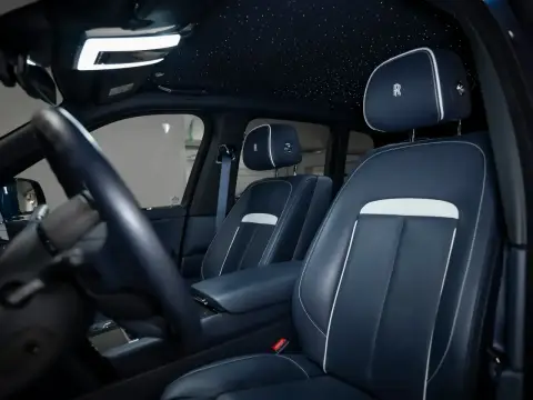 Rolls-Royce Cullinan Black Badge, I 2021 — миниатюра 2