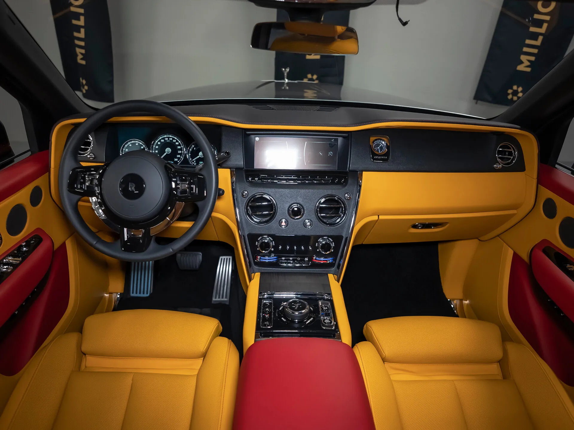 Rolls-Royce Cullinan, I 2021 фото 8