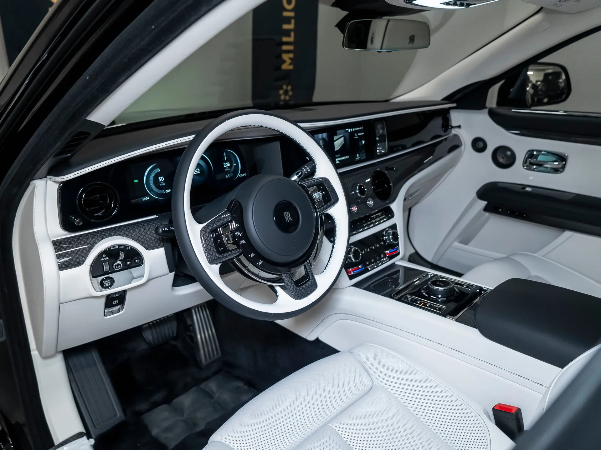 Rolls-Royce Ghost Black Badge, Ii Рестайлинг (Series Ii) 2025 фото 8