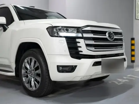 Toyota Land Cruiser, 300 Series 2022 — миниатюра 6