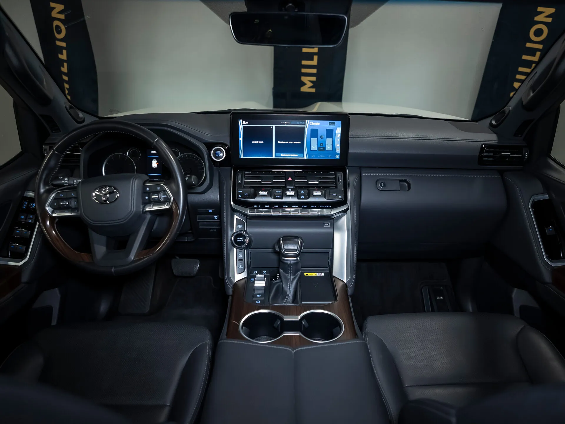 Toyota Land Cruiser, 300 Series 2022 фото 10
