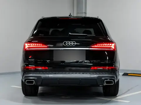 Audi Q7, Ii (4M) Рестайлинг 2 2025 — миниатюра 4