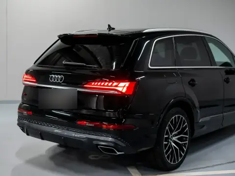 Audi Q7, Ii (4M) Рестайлинг 2 2025 — миниатюра 8