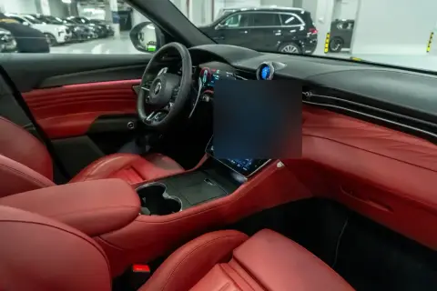 Maserati Grecale, I 2025 — миниатюра 9