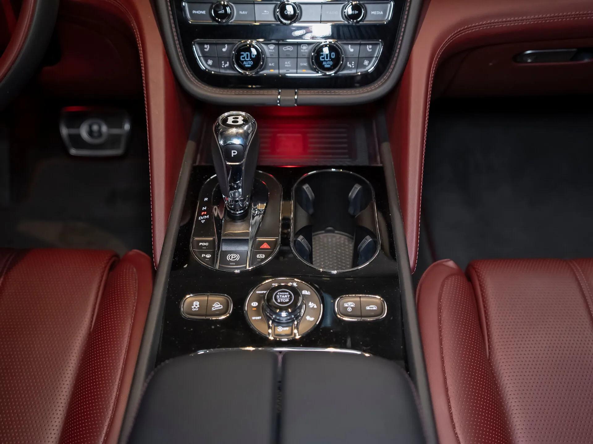 Bentley Bentayga, I Рестайлинг 2021 фото 10