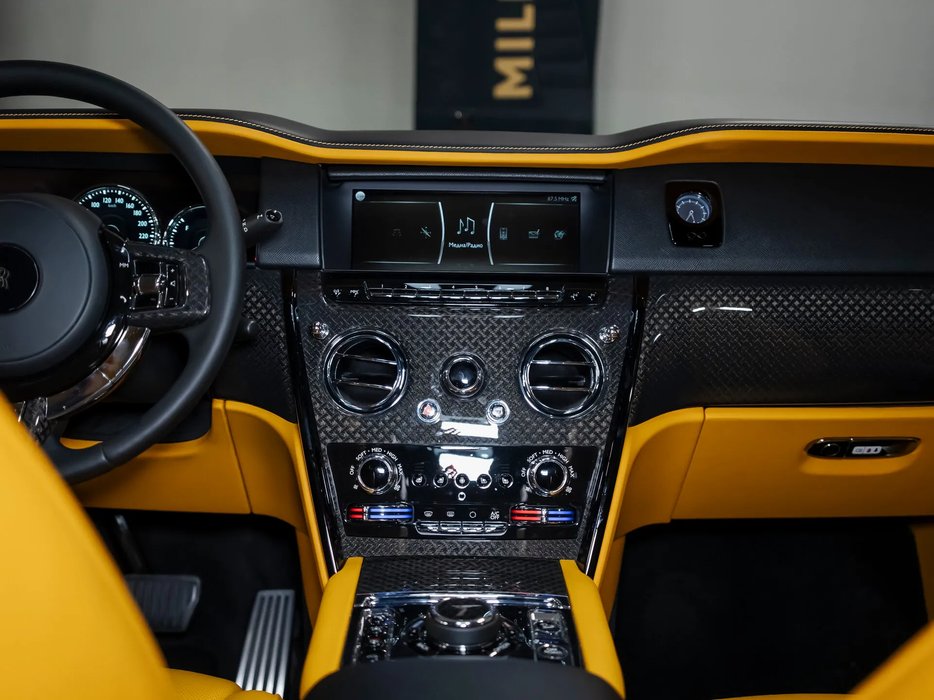 Rolls-Royce Cullinan Black Badge, I 2022