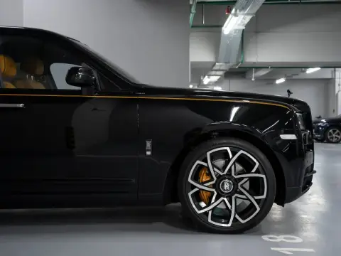 Rolls-Royce Cullinan Black Badge, I 2022 — миниатюра 5